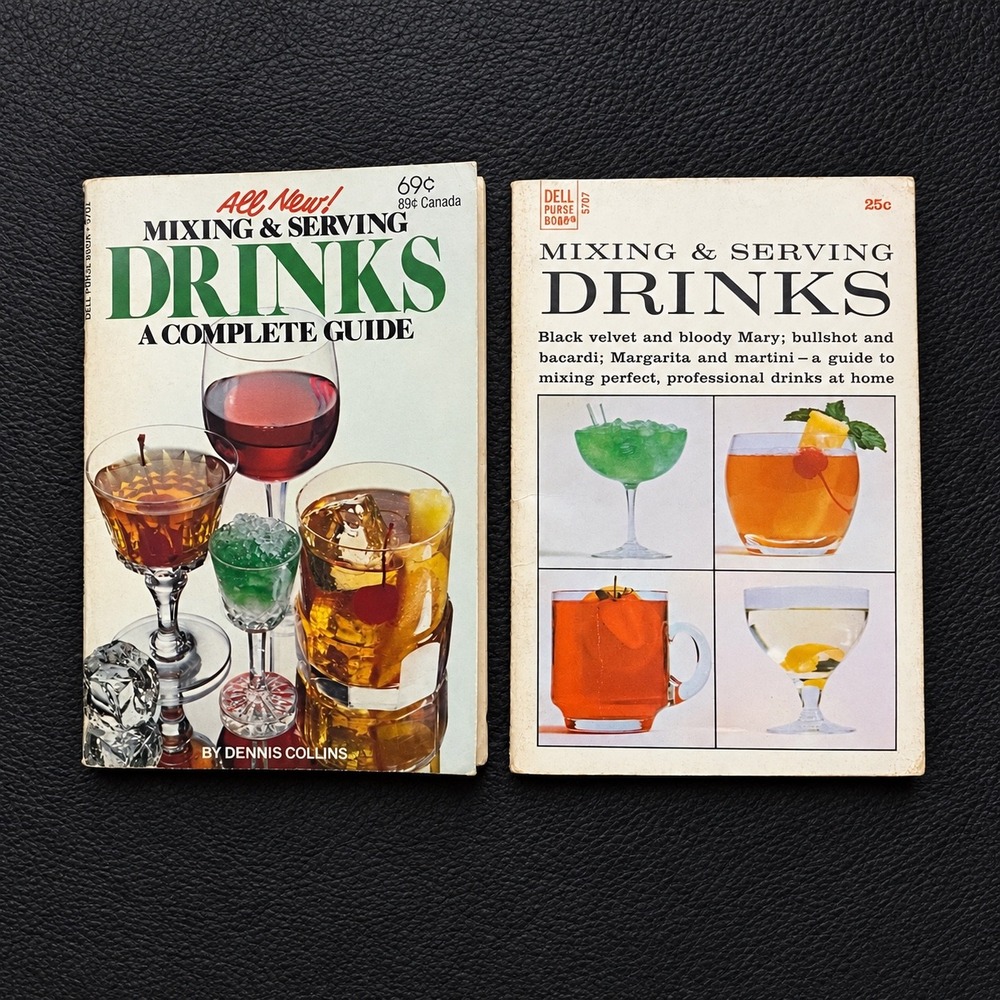 Vintage 2 Mixing & Serving Drinks Complete Guide Mini Purse Books 1963 and 1969